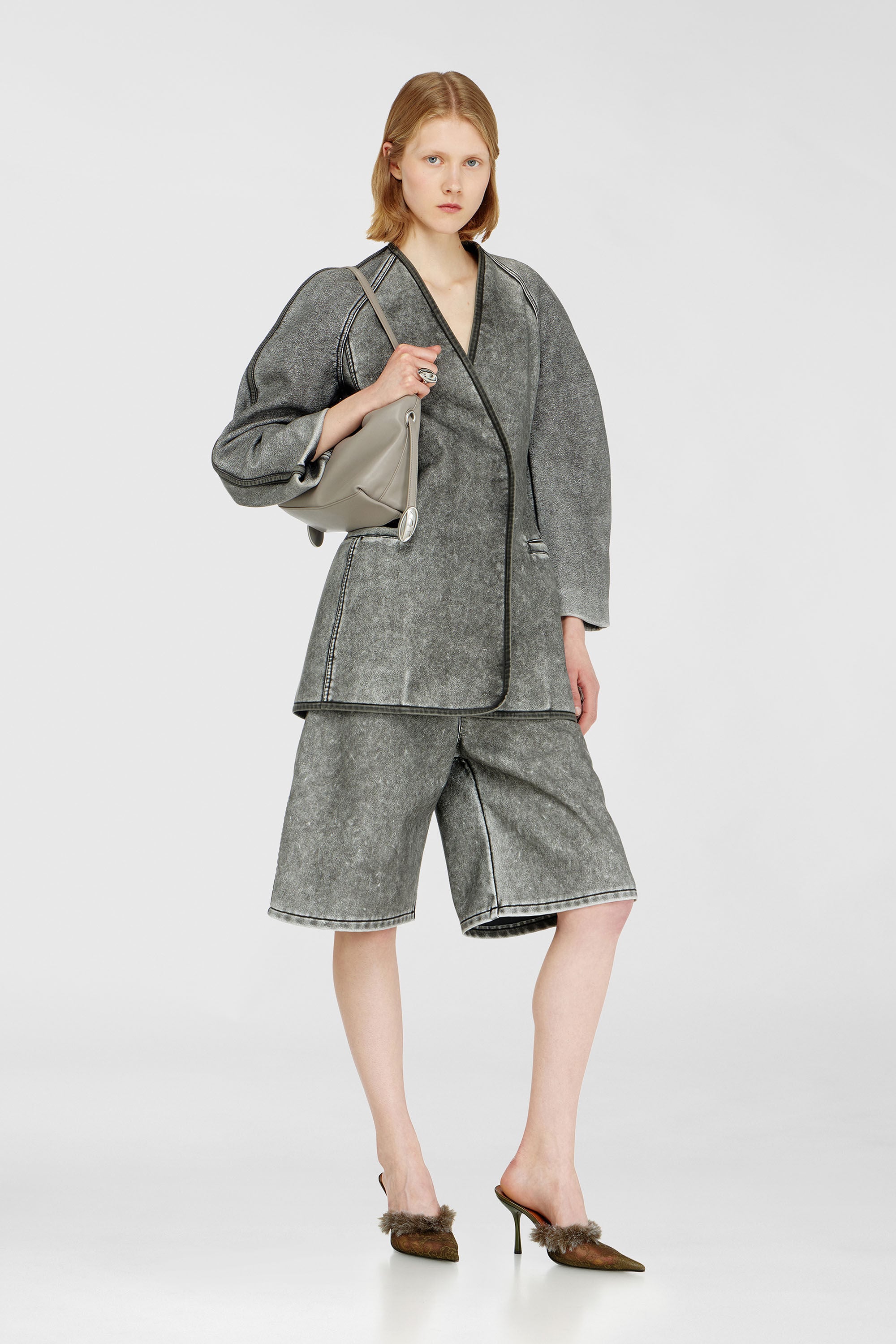 Diesel - P-ARLOR, Woman's Bermuda shorts in PU in Grey - 1