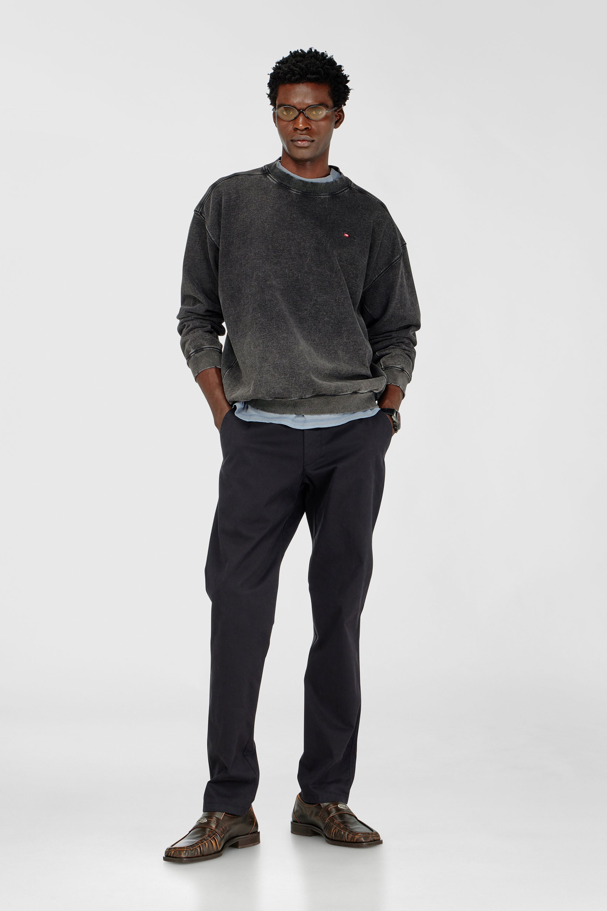 Diesel - P-DEFINE-EPCH, Man's Cotton pants with utility loop in Black - 1