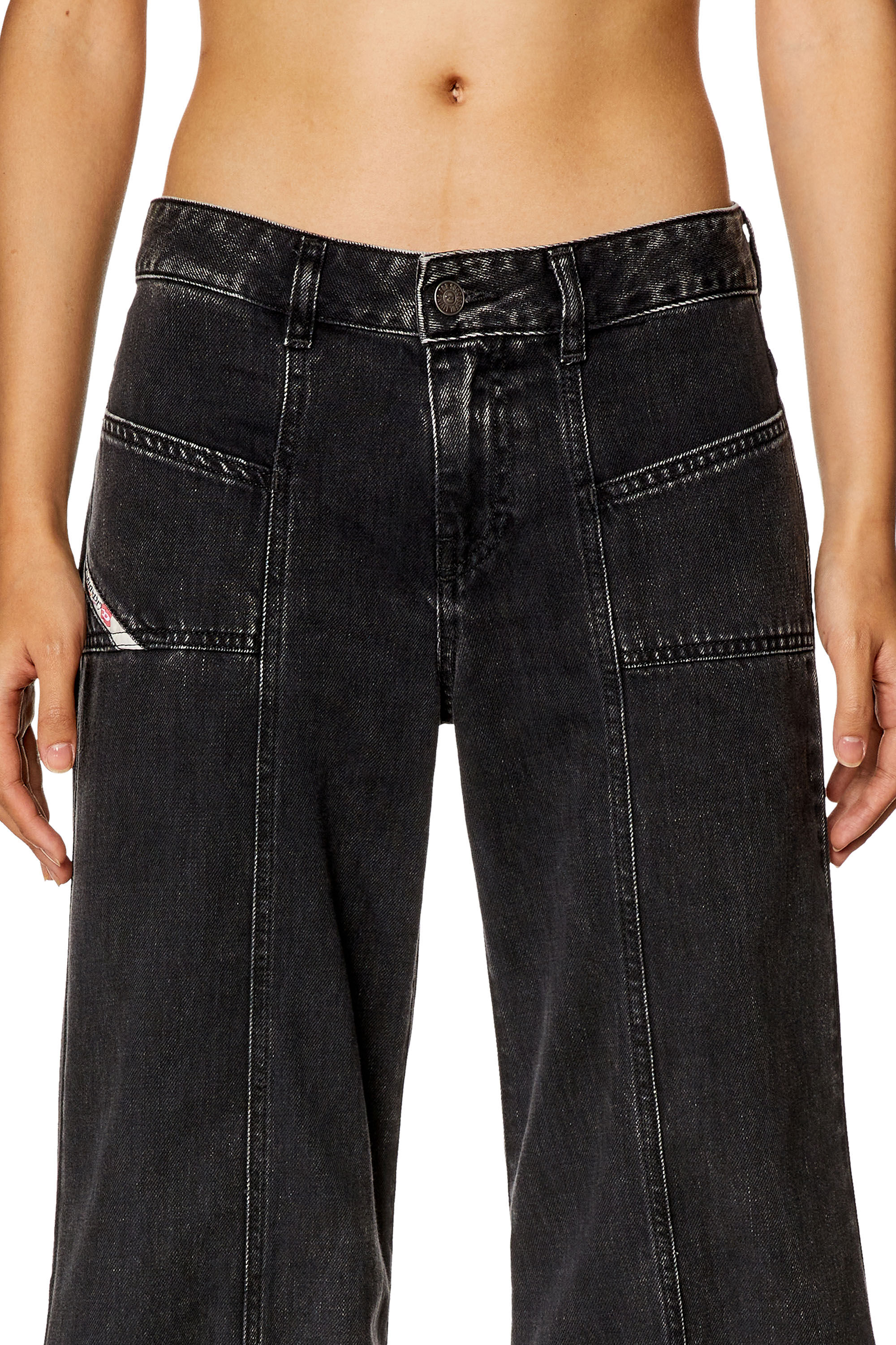 Jeans modello bootcut shop