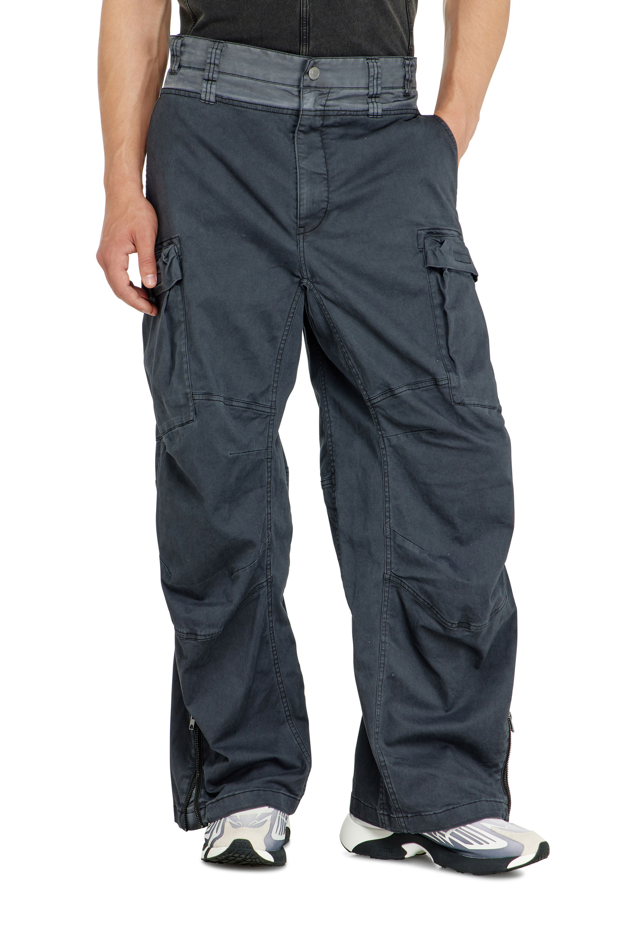 Diesel - P-DELLS, Man's Cargo pants in cotton and nylon in null - 3