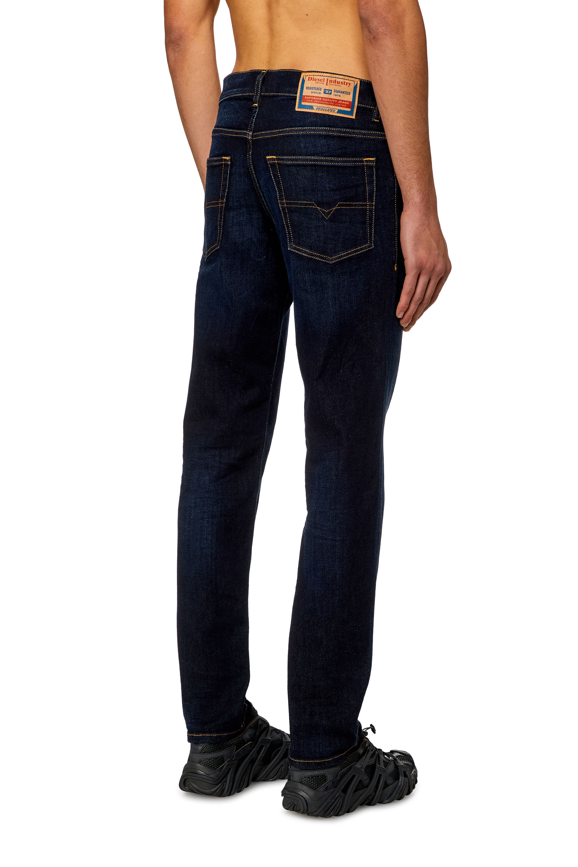 Diesel - Tapered Jeans 2023 D-Finitive 009ZS, Dark Blue - Image 4