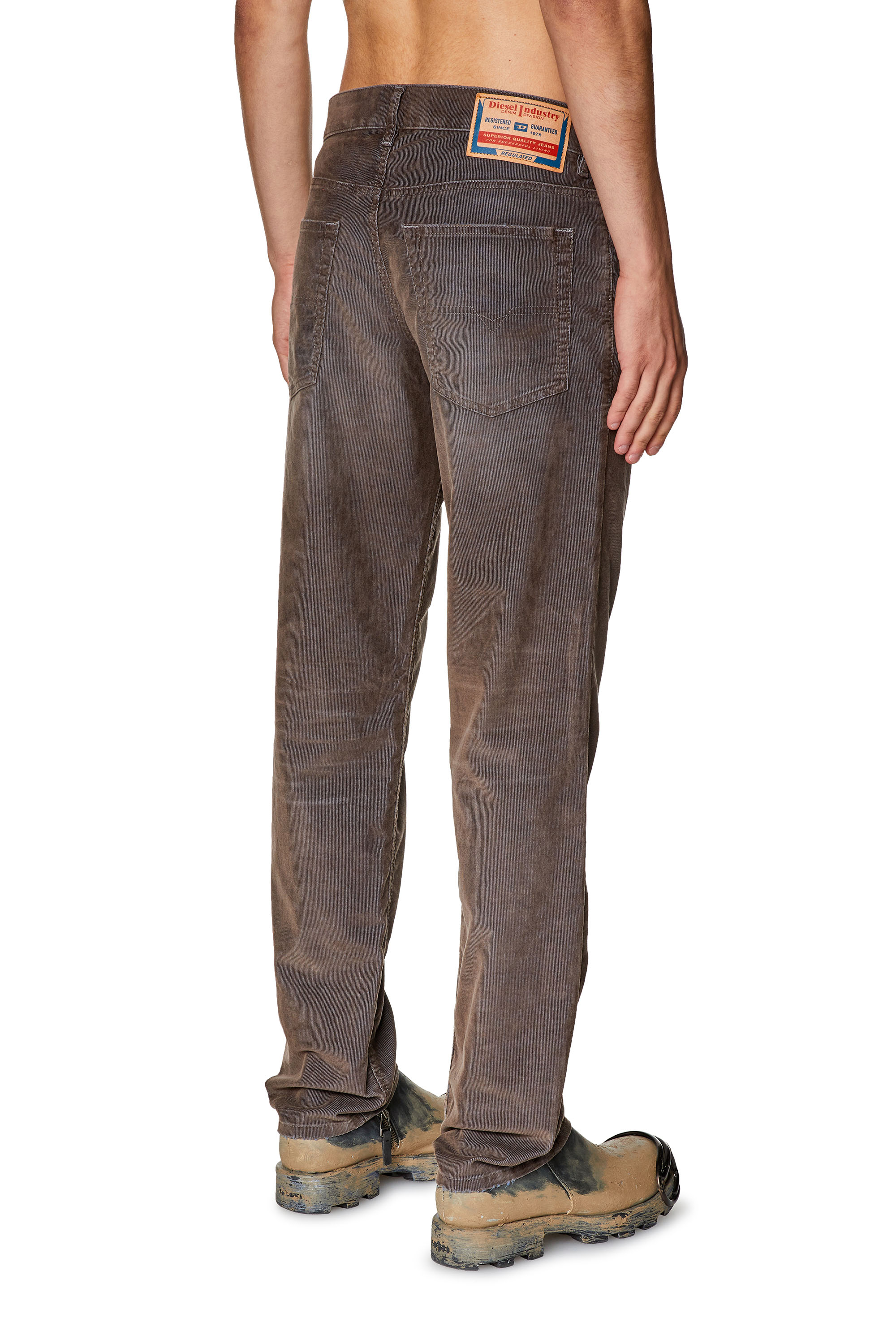 Diesel - Tapered Jeans 2023 D-Finitive 003GJ, Grey - Image 2