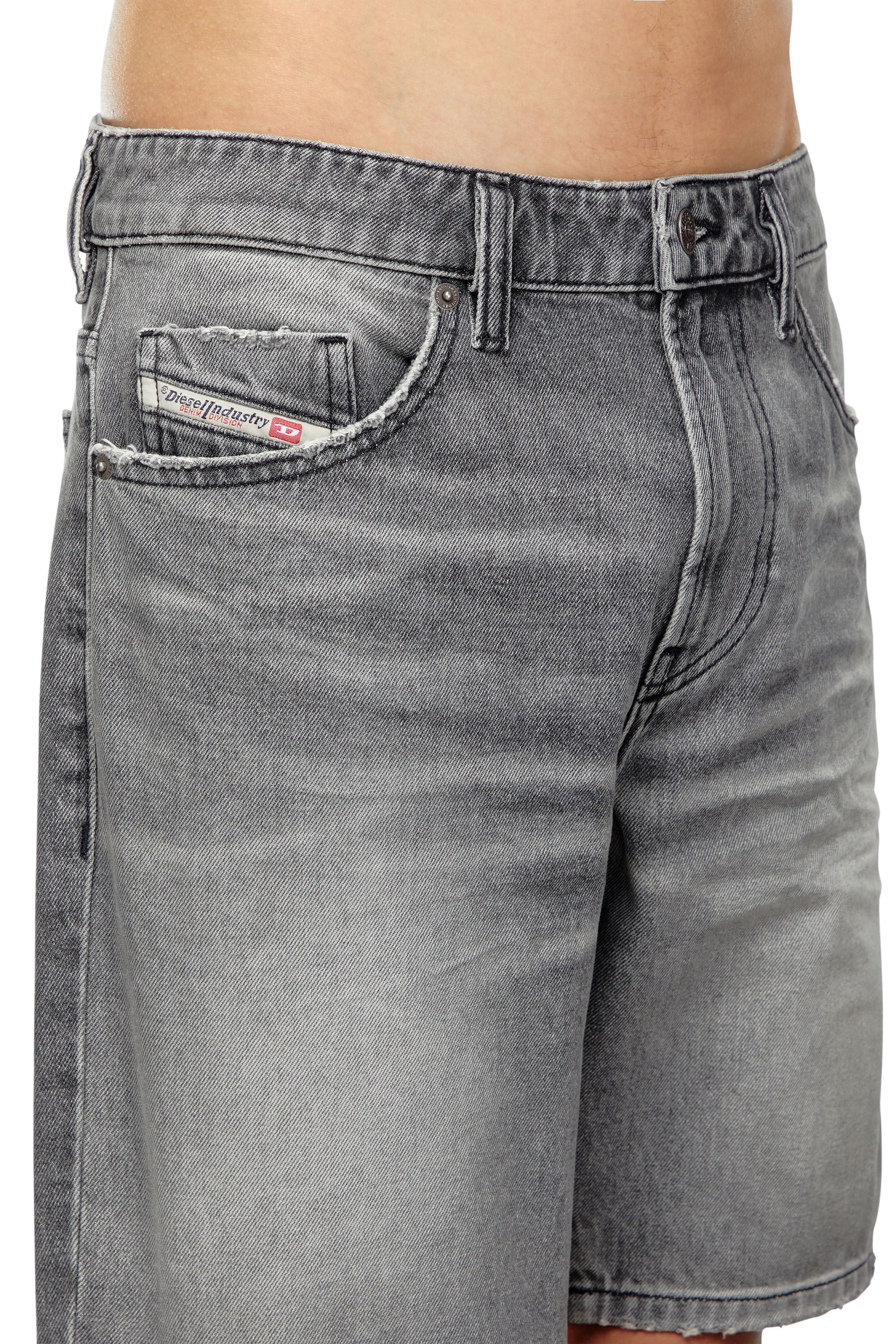 Diesel - D-FIN, Man's Slim denim shorts in Dark grey - 5