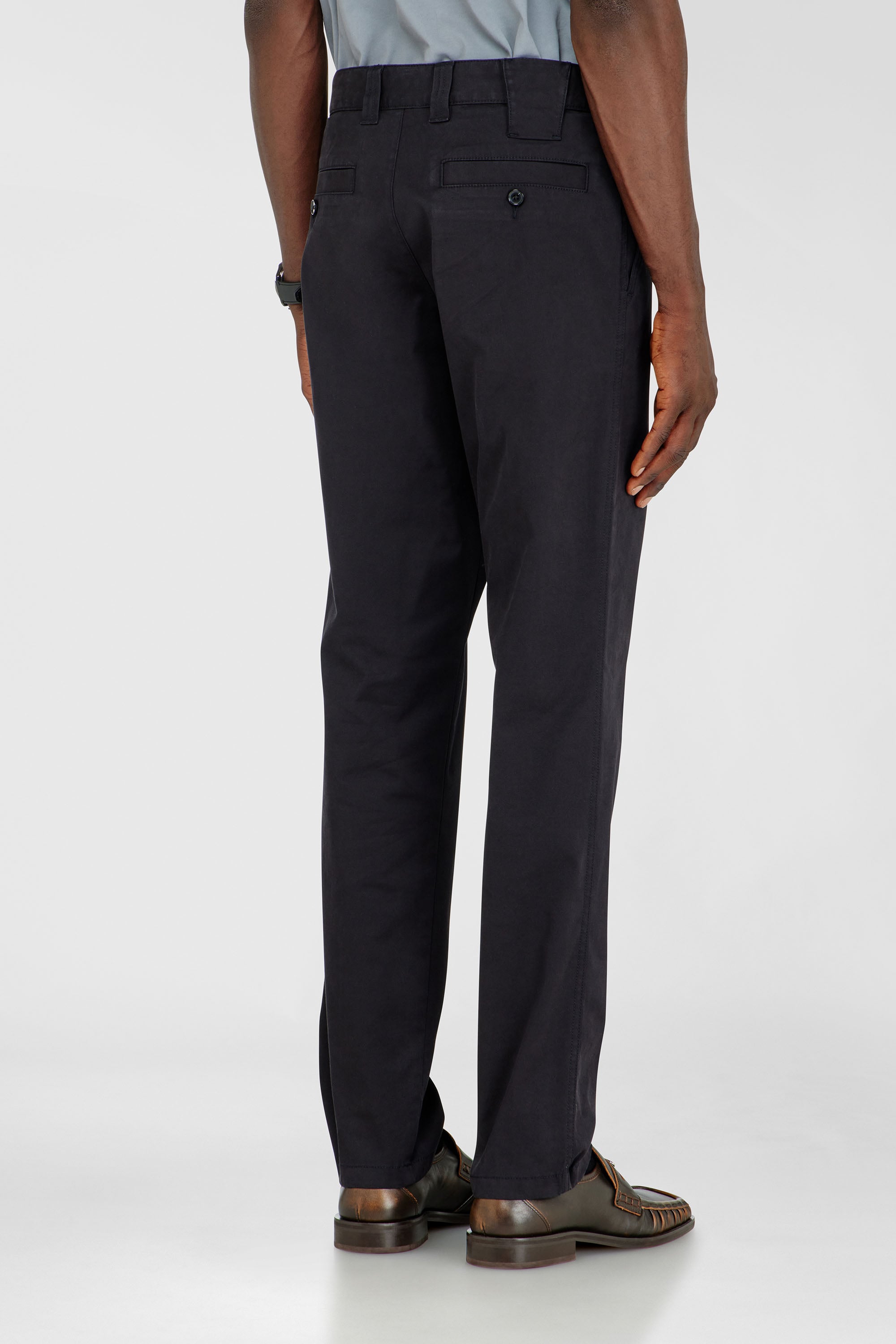 Diesel - P-DEFINE-EPCH, Man's Cotton pants with utility loop in Black - 4