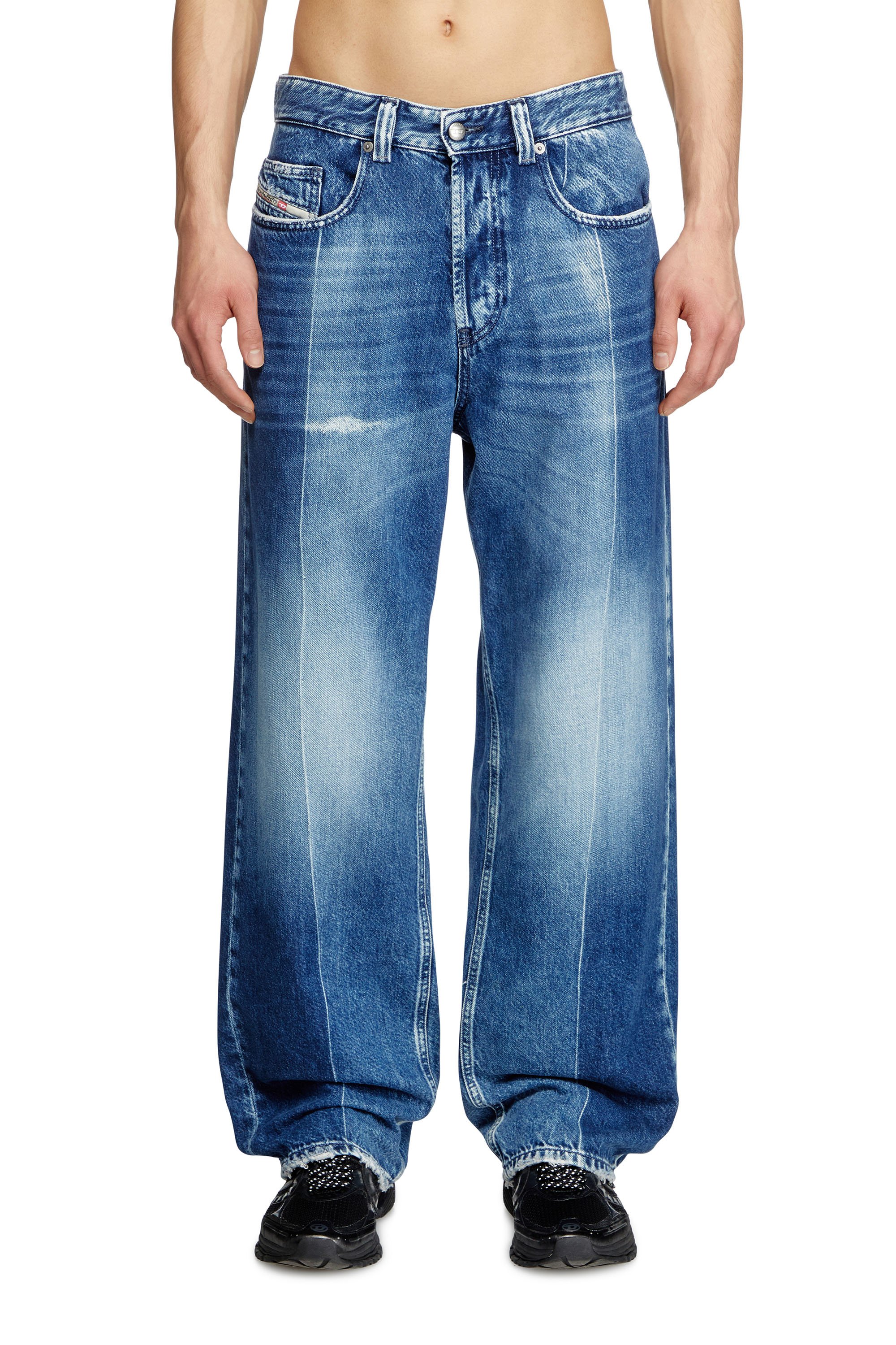 Diesel - Man's Relaxed Jeans 2001 D-Macro 09L48, Medium blue - 1