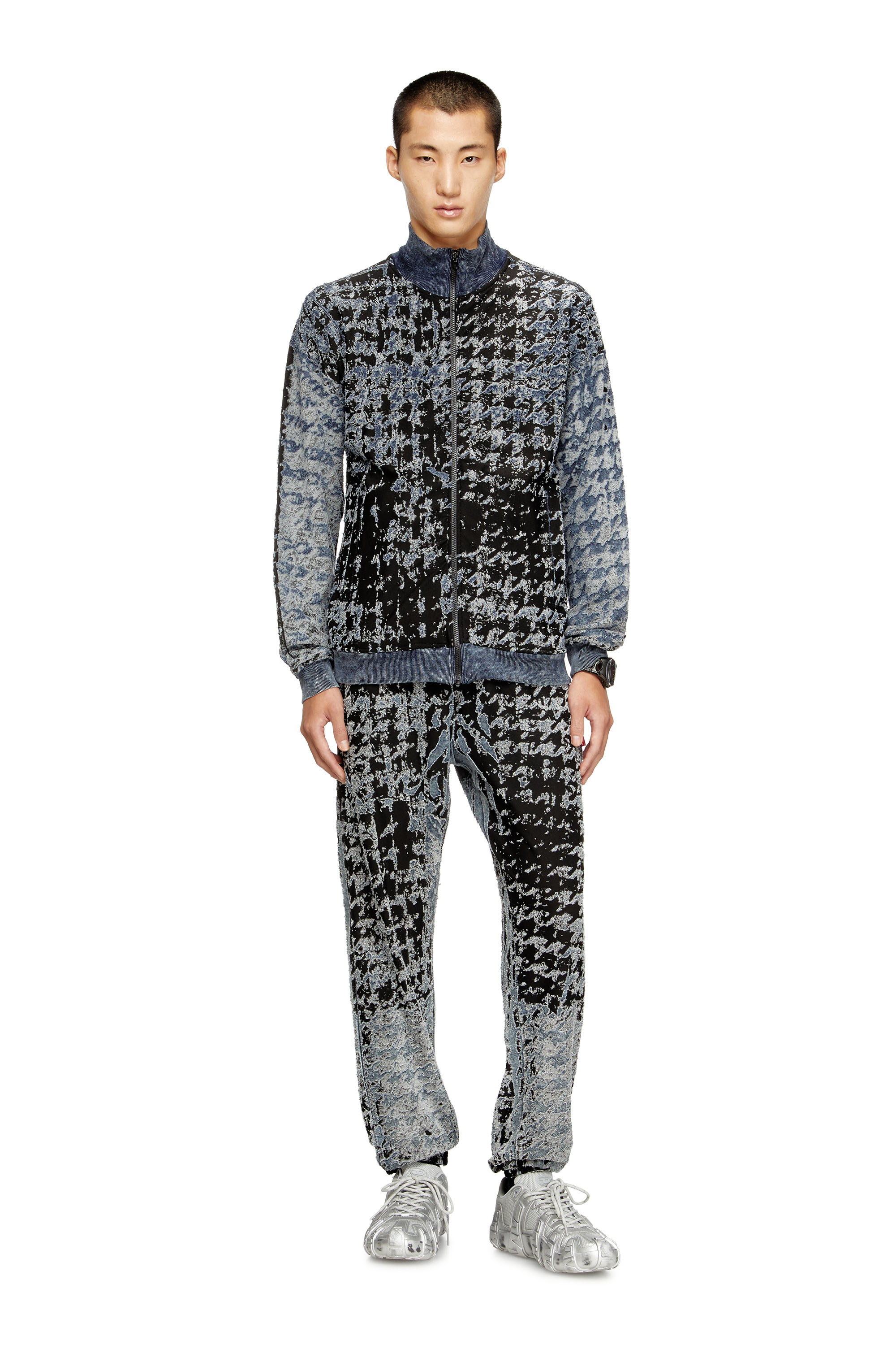 Diesel - P-LABIS, Man's Elasticated pants in devoré houndstooth in Black/White - 2
