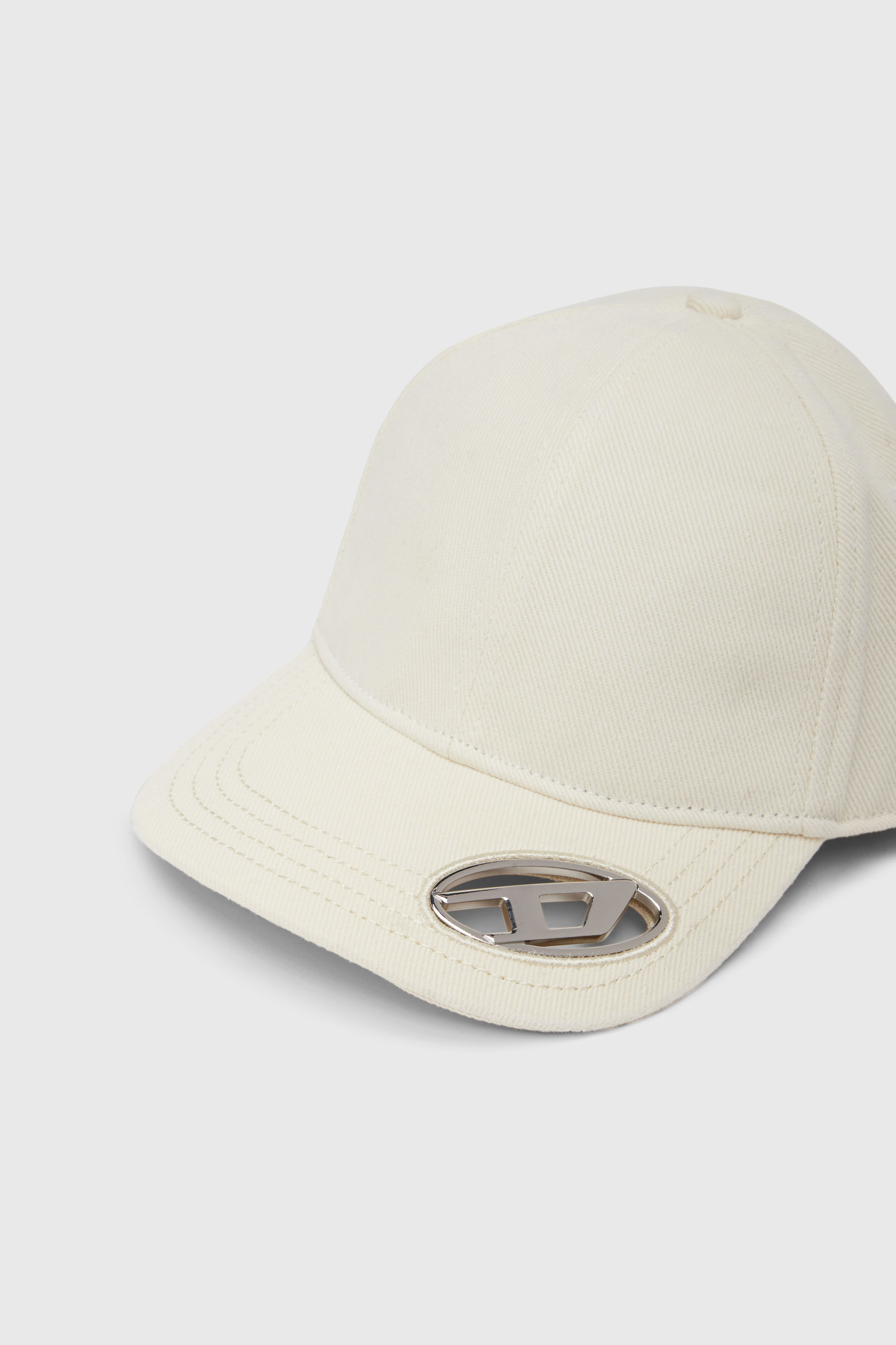 Diesel - C-PLAK, Man's Baseball cap with oval D plaque in White - 3